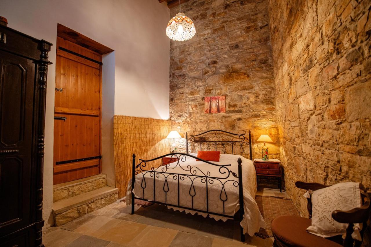 Constantias Stone Houses Lofou Dış mekan fotoğraf