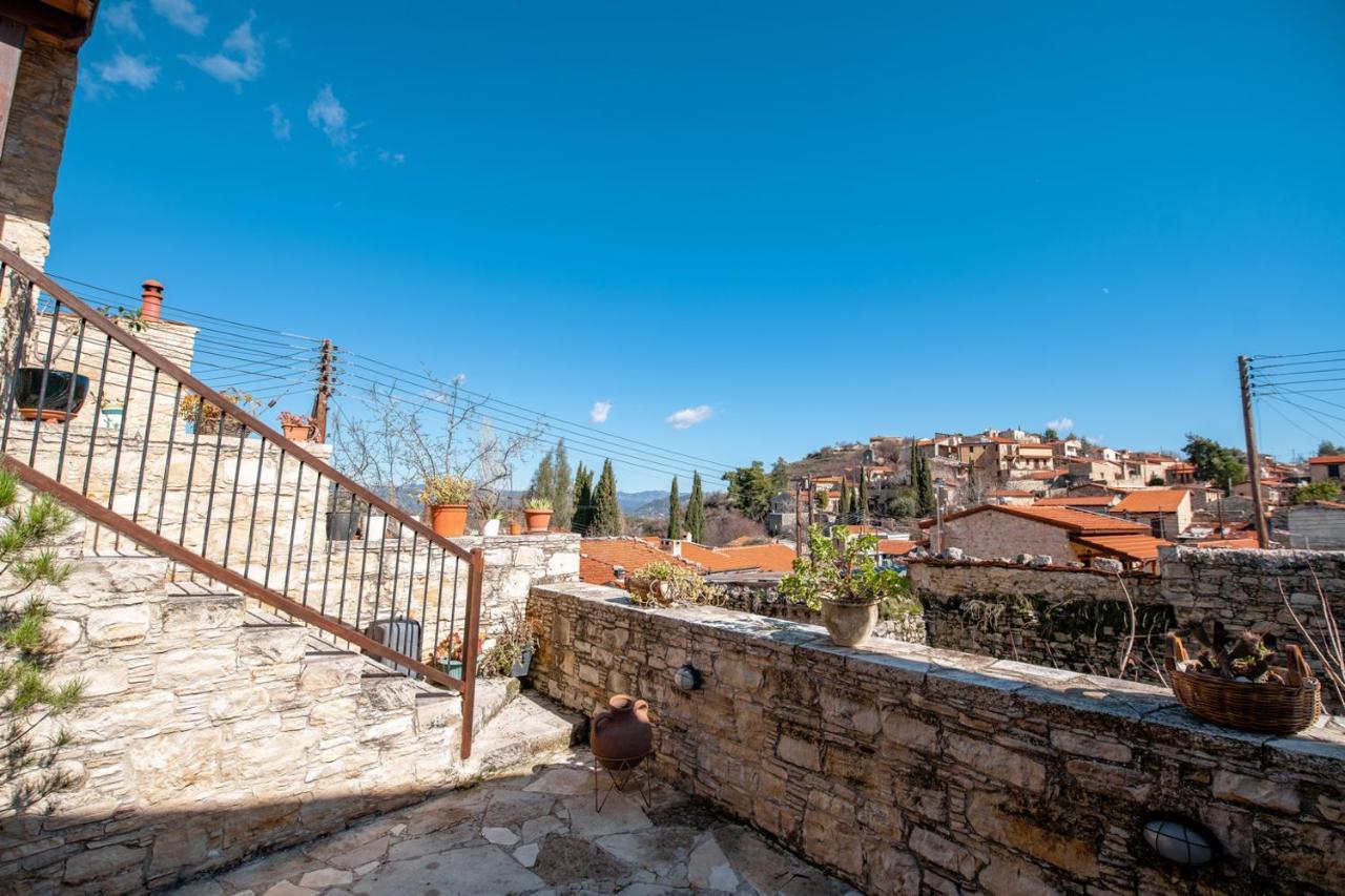 Constantias Stone Houses Lofou Dış mekan fotoğraf