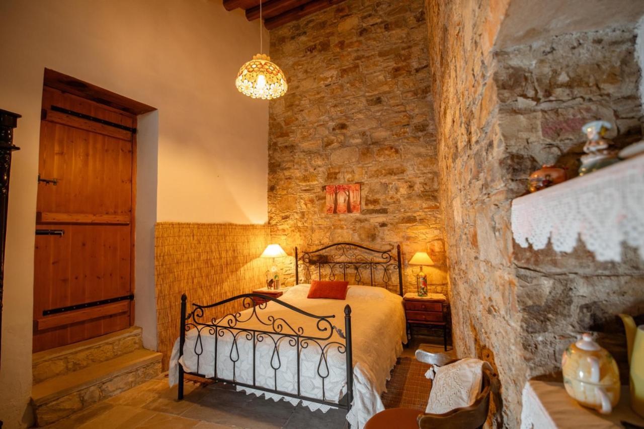 Constantias Stone Houses Lofou Dış mekan fotoğraf