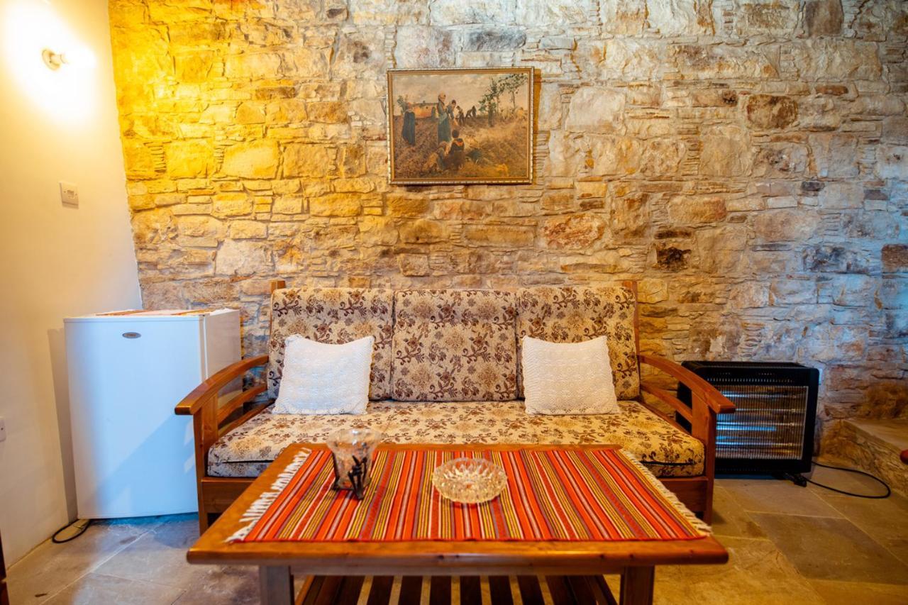 Constantias Stone Houses Lofou Dış mekan fotoğraf