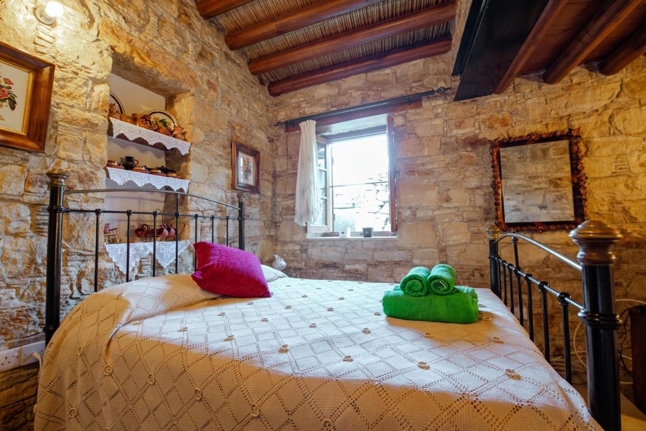 Constantias Stone Houses Lofou Dış mekan fotoğraf