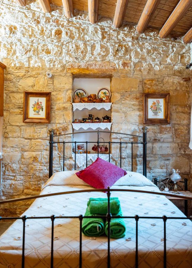 Constantias Stone Houses Lofou Dış mekan fotoğraf