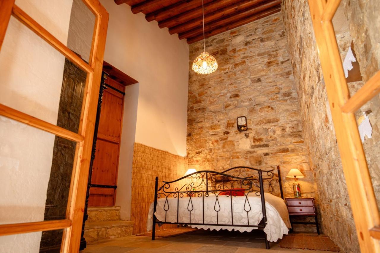 Constantias Stone Houses Lofou Dış mekan fotoğraf