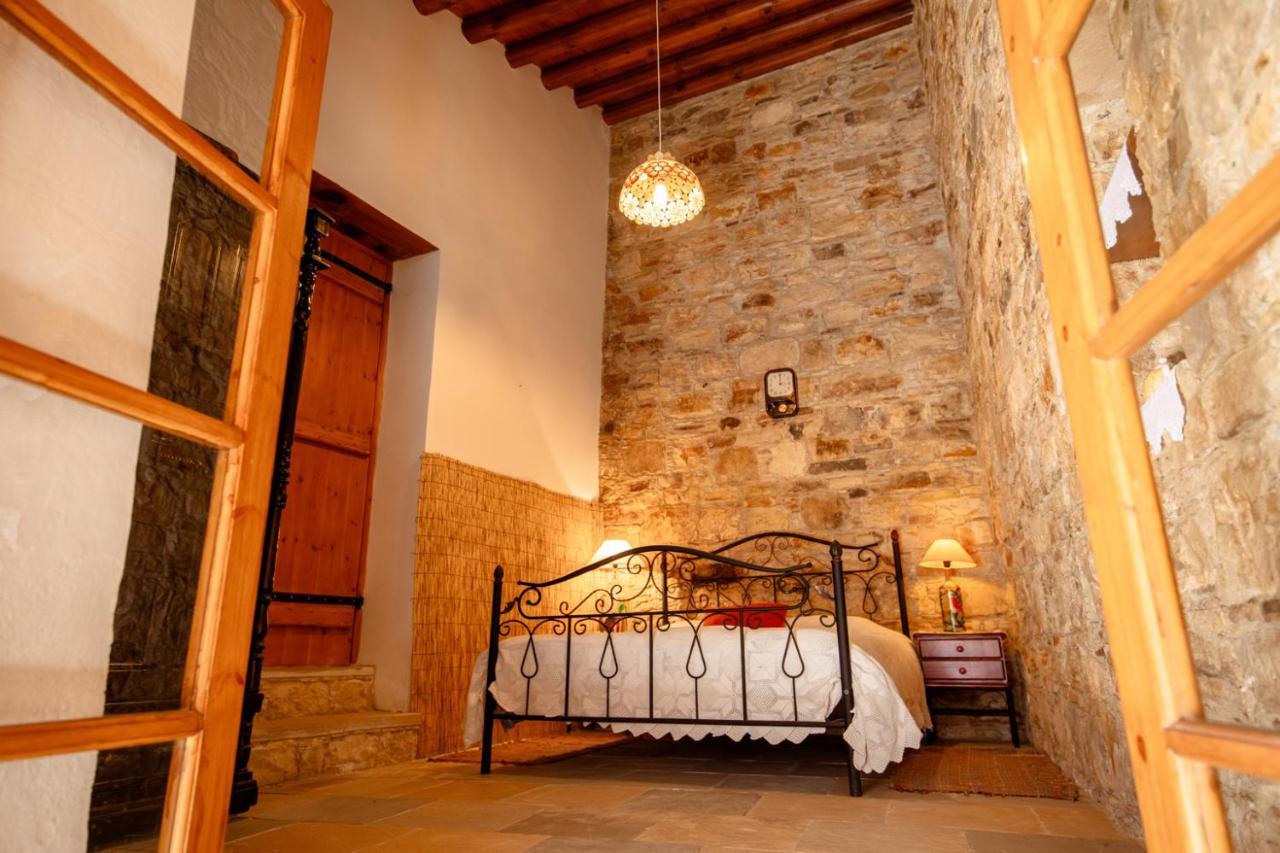 Constantias Stone Houses Lofou Dış mekan fotoğraf
